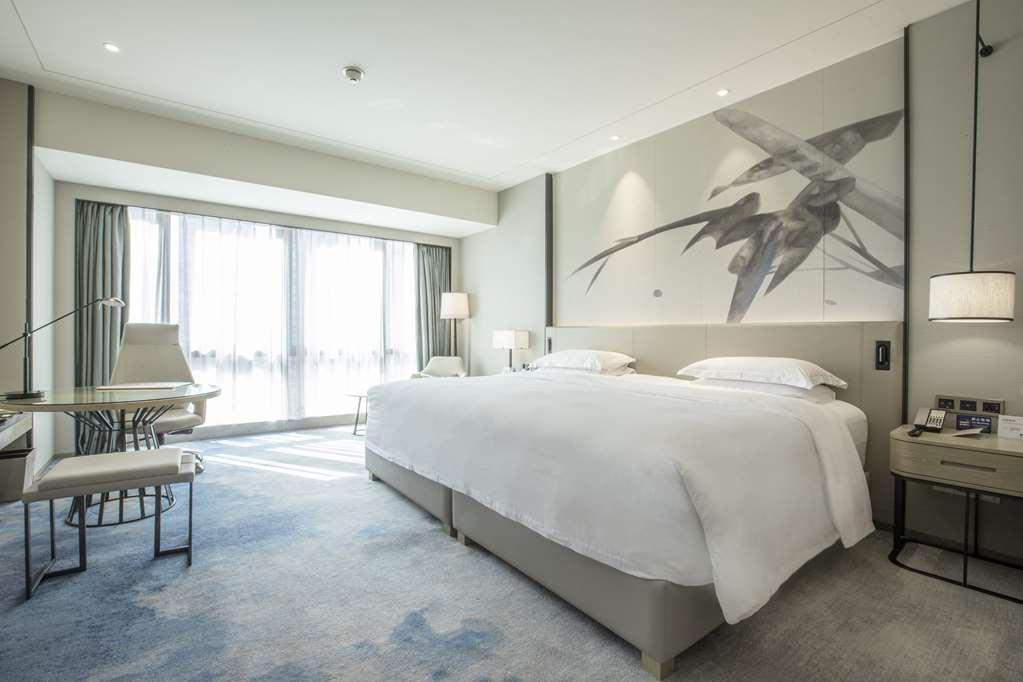 Doubletree By Hilton Hotel Shenzhen Longhua, Near Huawei, Foxcnn, Shenzhen North Railway, Uniwalk & Uniworld Shopping Mall, Sam'S Club Chambre photo