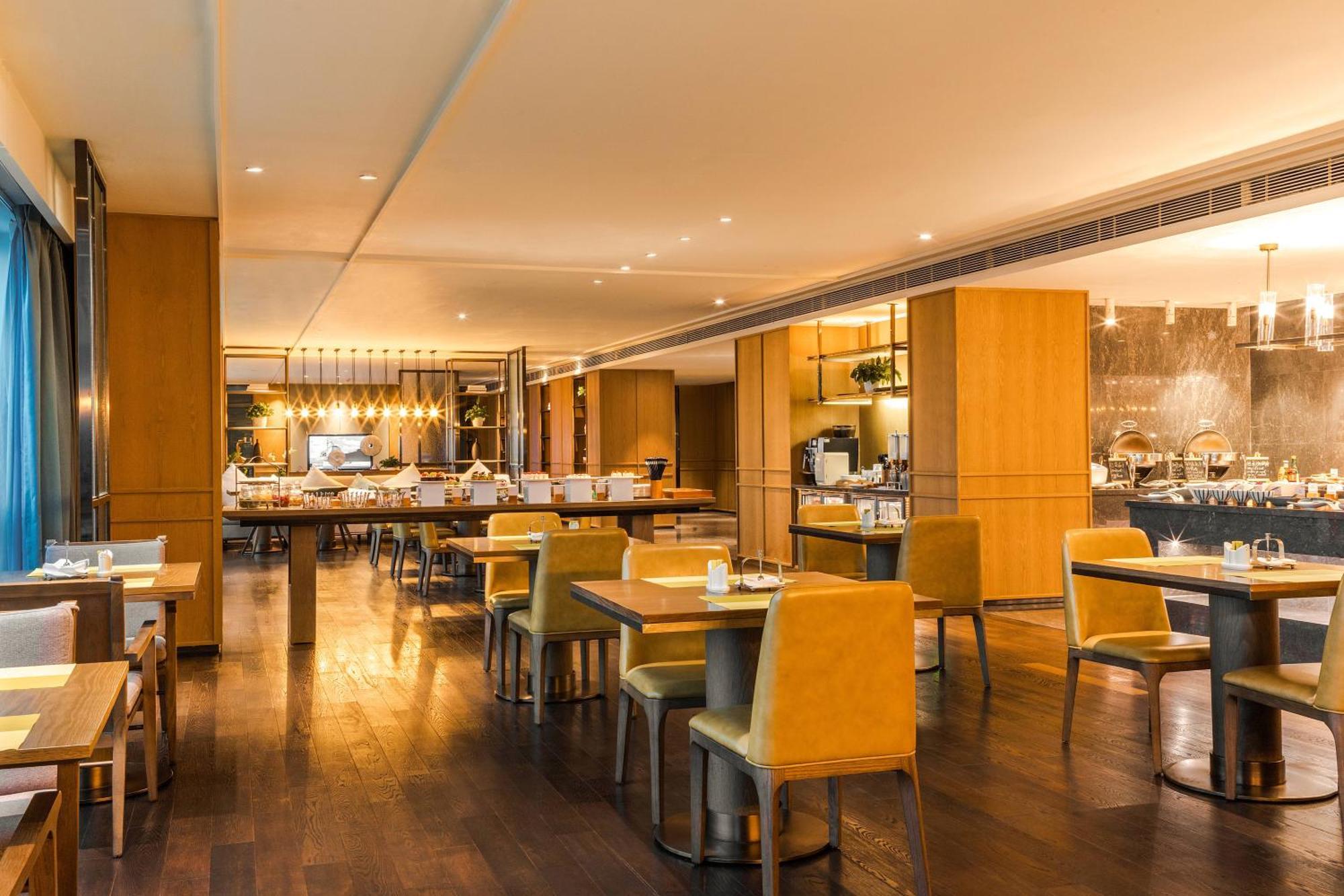 Doubletree By Hilton Hotel Shenzhen Longhua, Near Huawei, Foxcnn, Shenzhen North Railway, Uniwalk & Uniworld Shopping Mall, Sam'S Club Extérieur photo