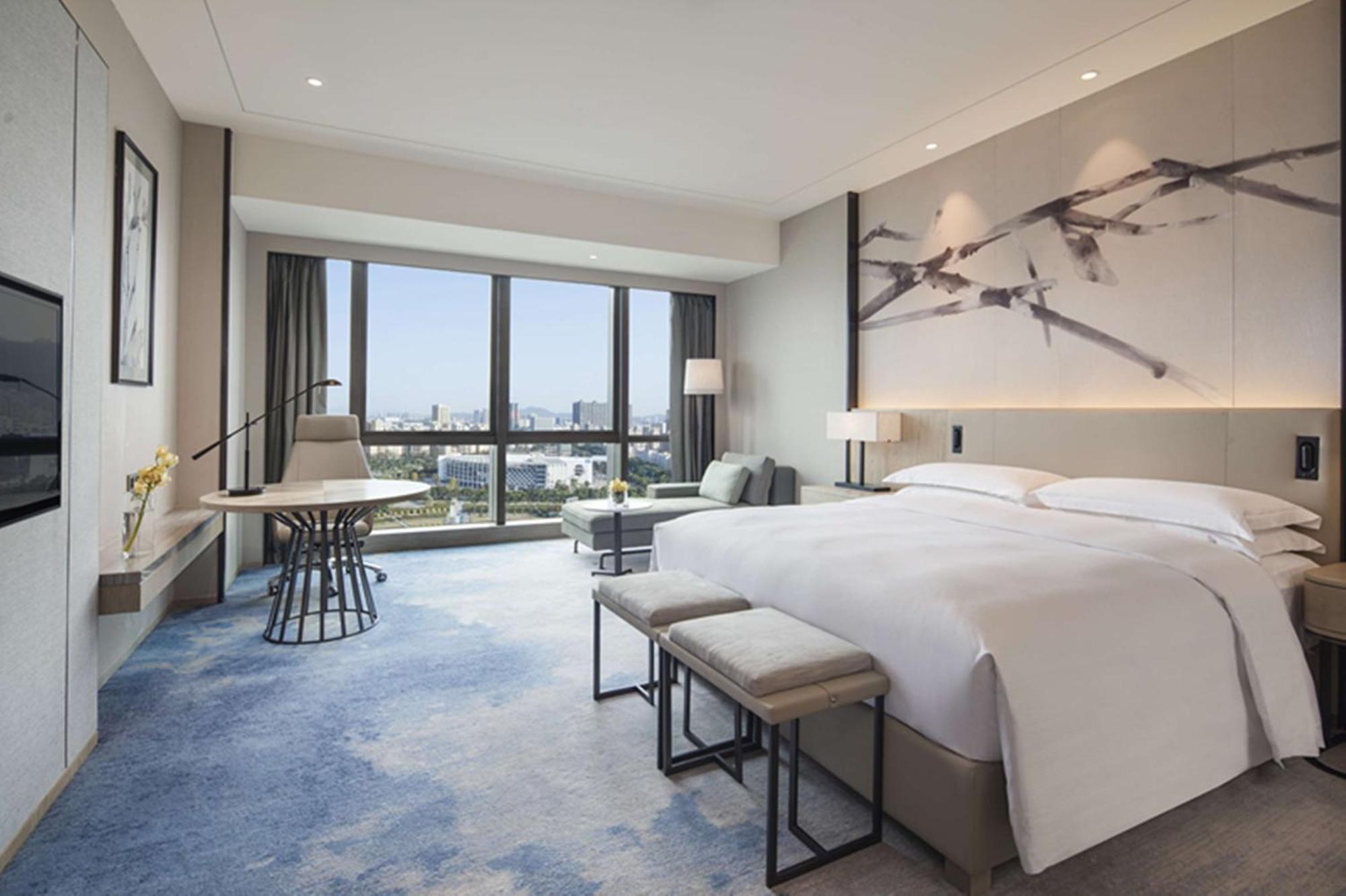 Doubletree By Hilton Hotel Shenzhen Longhua, Near Huawei, Foxcnn, Shenzhen North Railway, Uniwalk & Uniworld Shopping Mall, Sam'S Club Extérieur photo