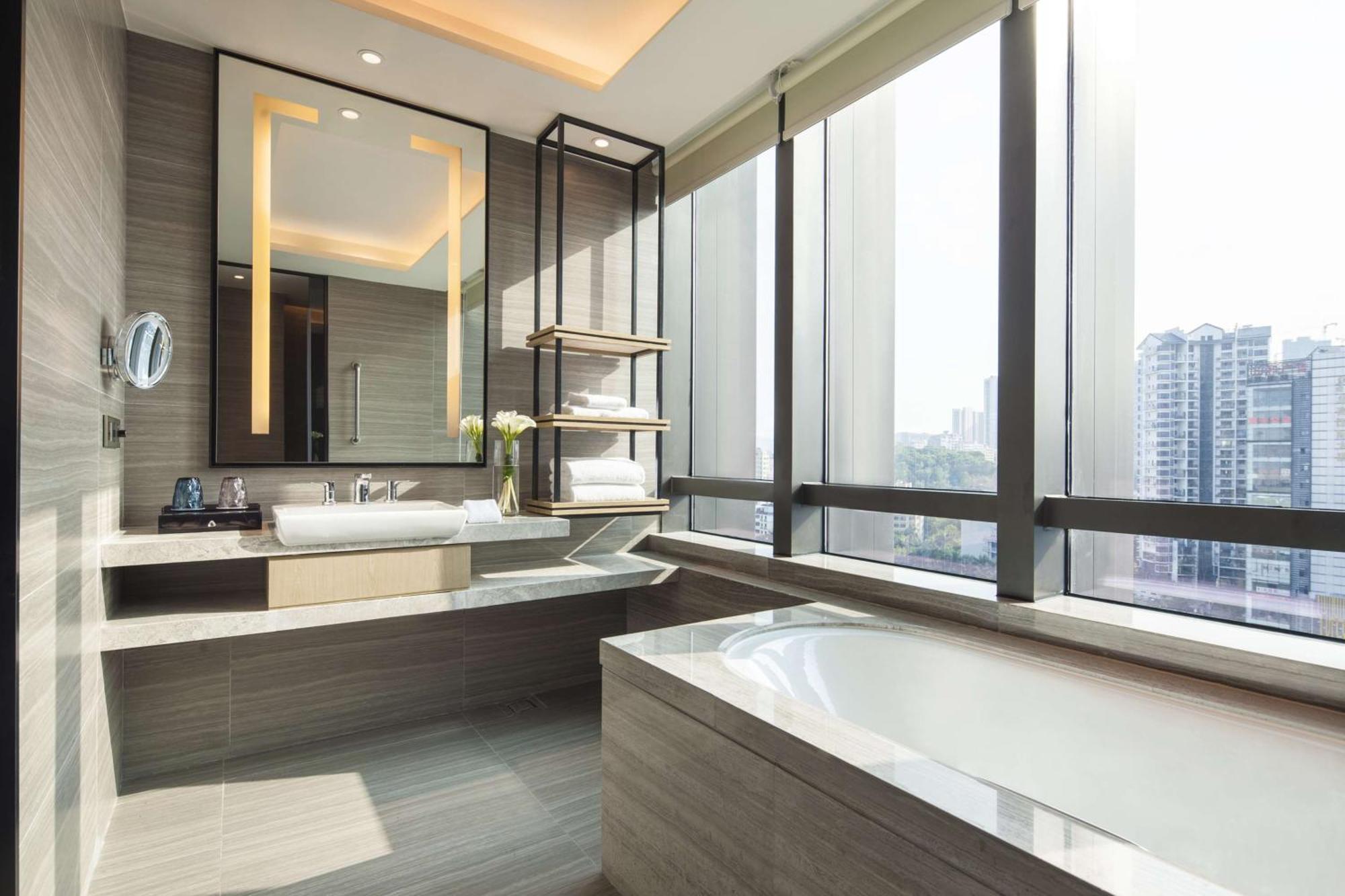 Doubletree By Hilton Hotel Shenzhen Longhua, Near Huawei, Foxcnn, Shenzhen North Railway, Uniwalk & Uniworld Shopping Mall, Sam'S Club Extérieur photo