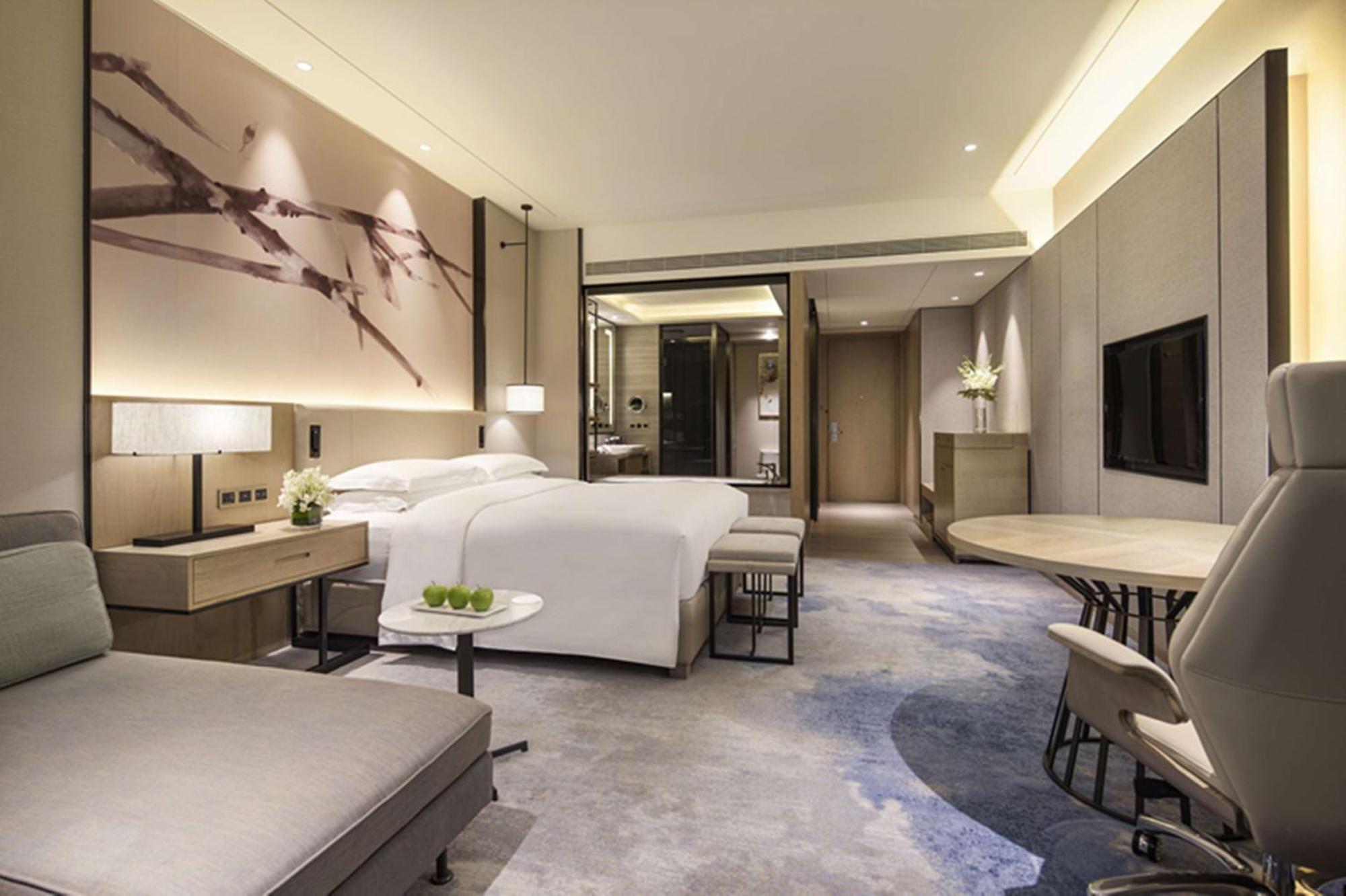 Doubletree By Hilton Hotel Shenzhen Longhua, Near Huawei, Foxcnn, Shenzhen North Railway, Uniwalk & Uniworld Shopping Mall, Sam'S Club Extérieur photo